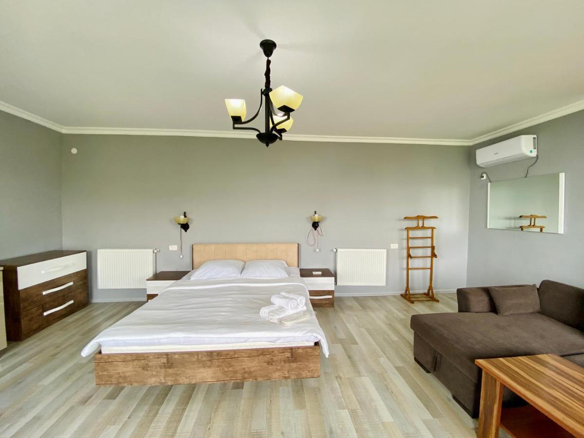 Lia'S Guest House Sighnaghi Ngoại thất bức ảnh