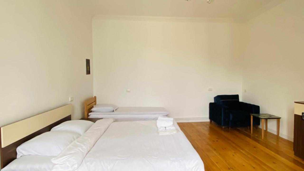 Lia'S Guest House Sighnaghi Ngoại thất bức ảnh