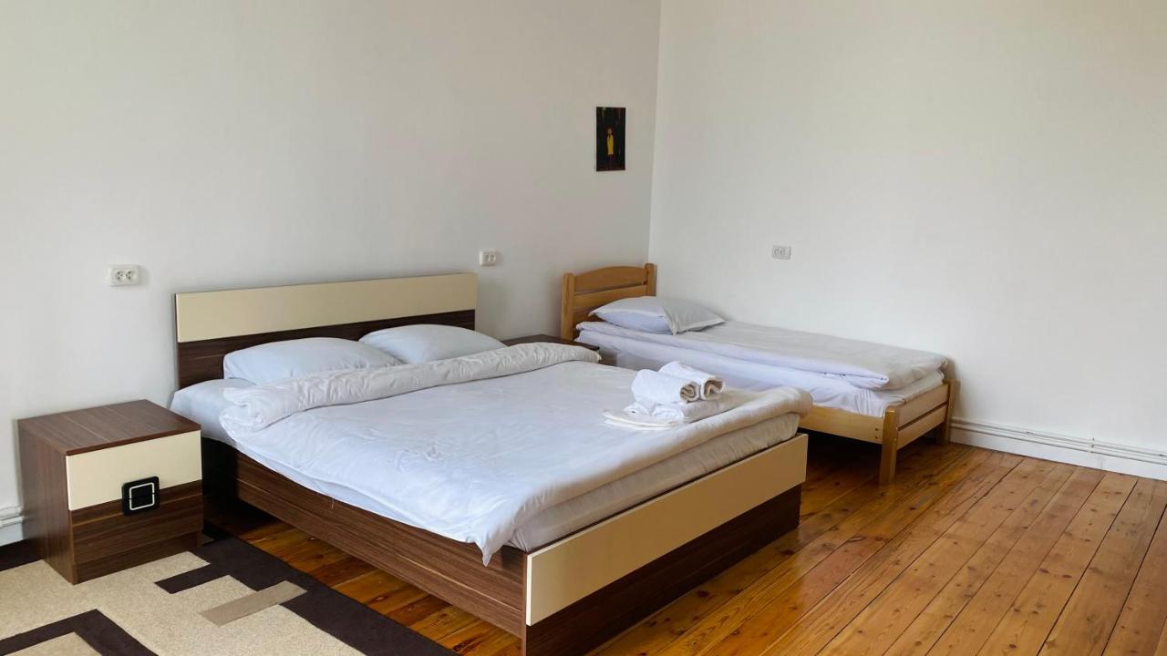 Lia'S Guest House Sighnaghi Ngoại thất bức ảnh